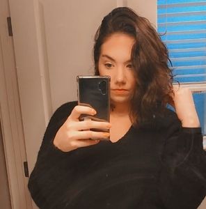 Meet your Posher, Celia